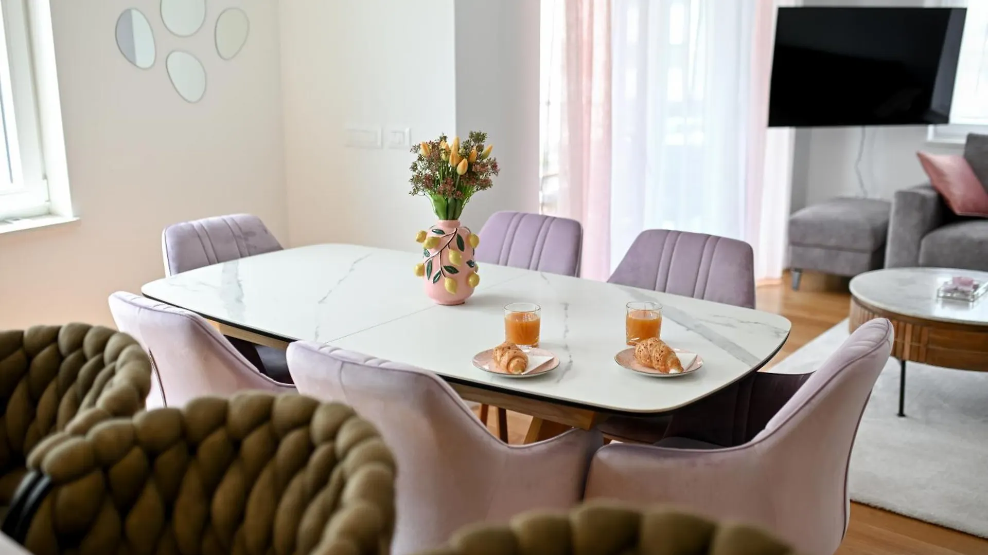 Lo-Lo Apartment 자다르